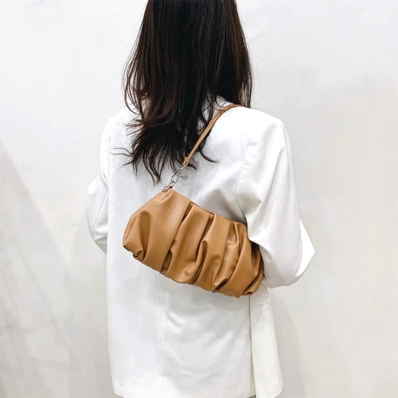 Crinkled Shoulder/Clutch Bag - Black - Picture 10 of 11